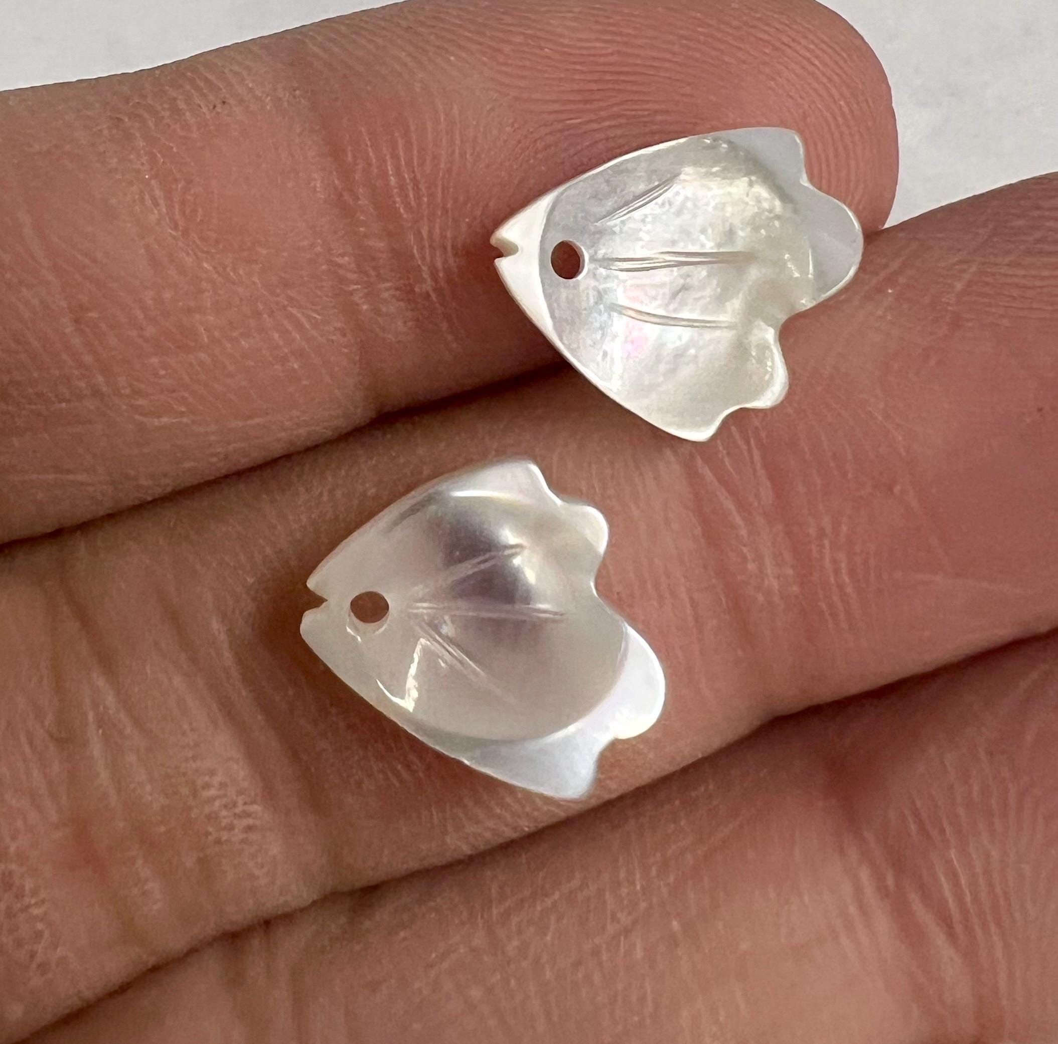 2PC pair 11mm Mother of Pearl Beads, shinning natural Ivory White south sea butterfly shell beads charm for DIY, Fish Charm Raw pearl shell