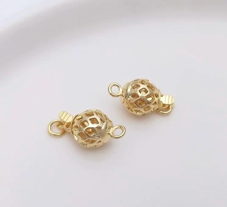 18k Gold thick plated over Copper pearl Clasp, hollow carved white gold classic 8mm round ball Pearl Bead Clasp Single Strand clasp  #FDC025