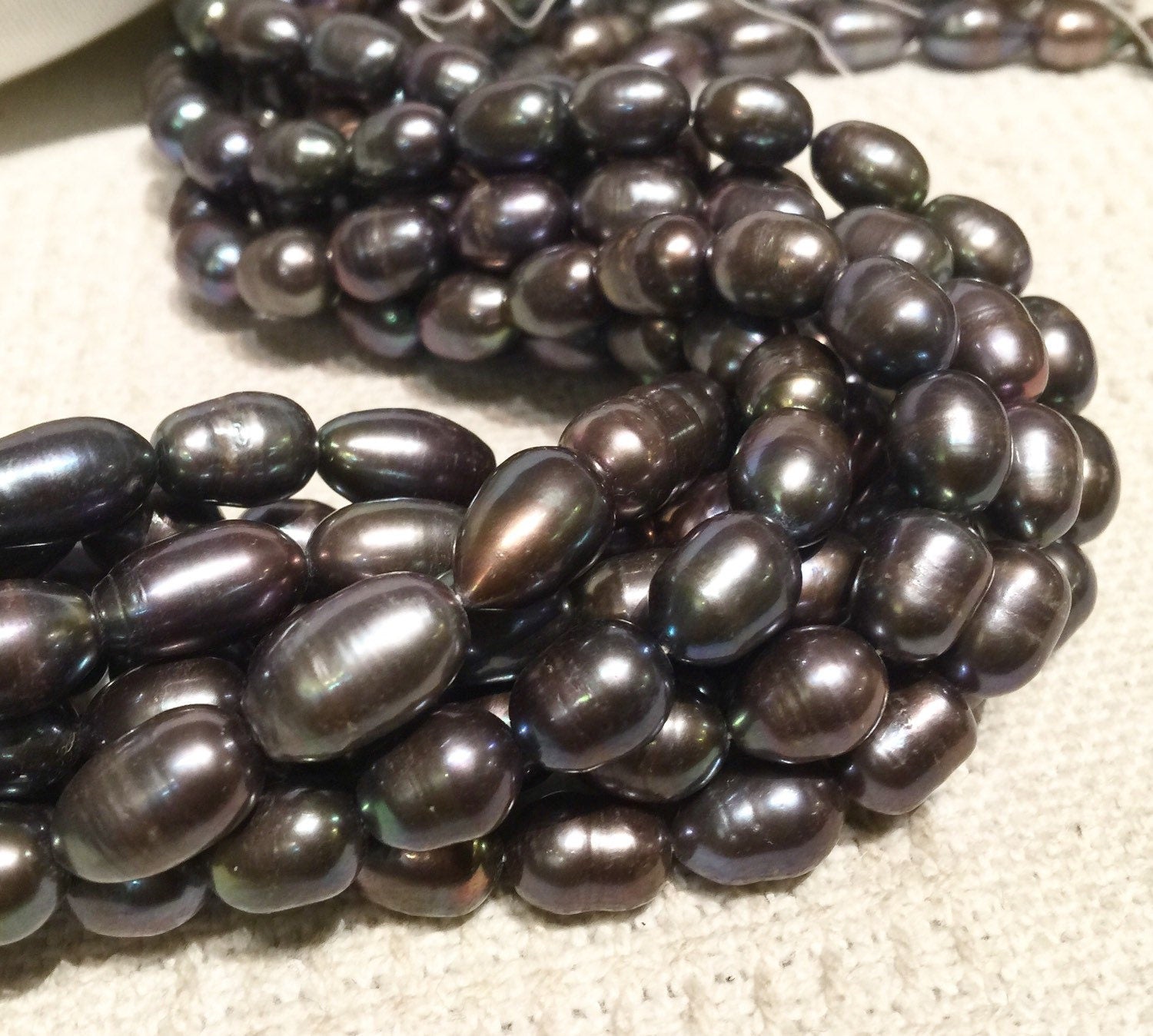 Rice Baroque Pearl Freshwater Pearl Peacock large oval pearl 10X13mm--16" full strand 30 pcs wholesale deal  #DR3039