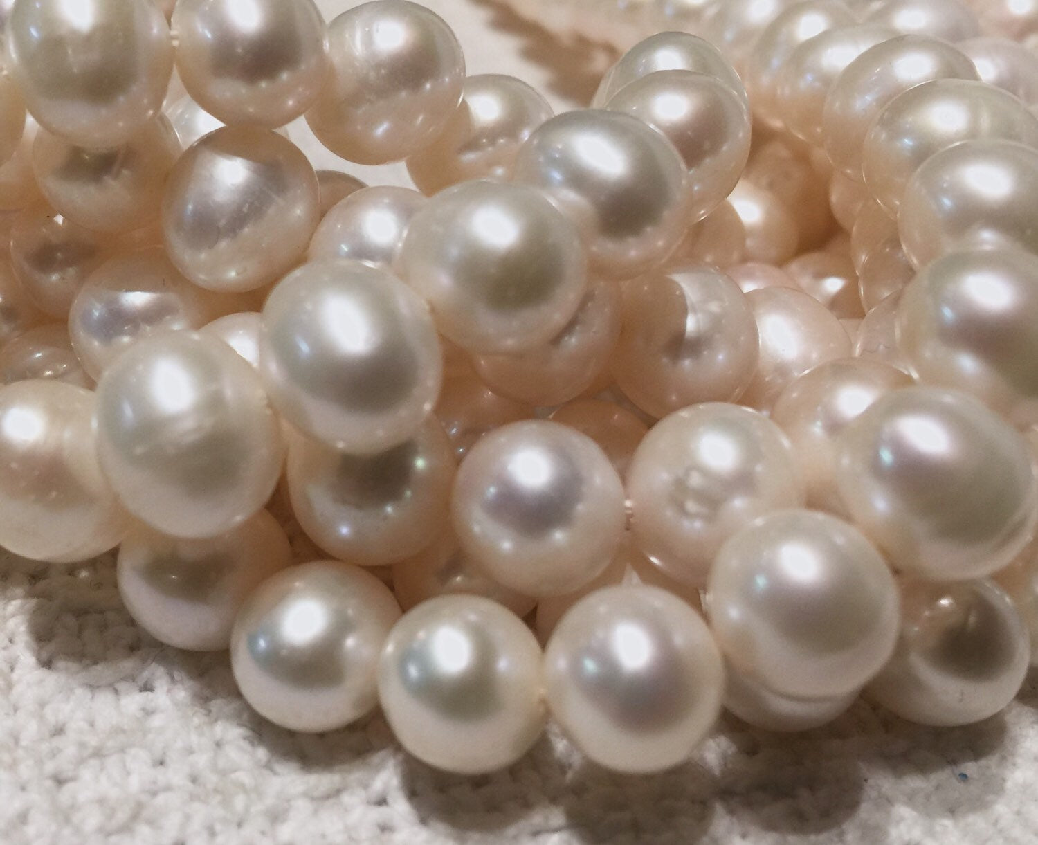 Big Round Freshwater Pearl 9-10mm round Potato Pearl Natural Ivory White A-AA 15'' Full Strand genuine pearl---#RS3004