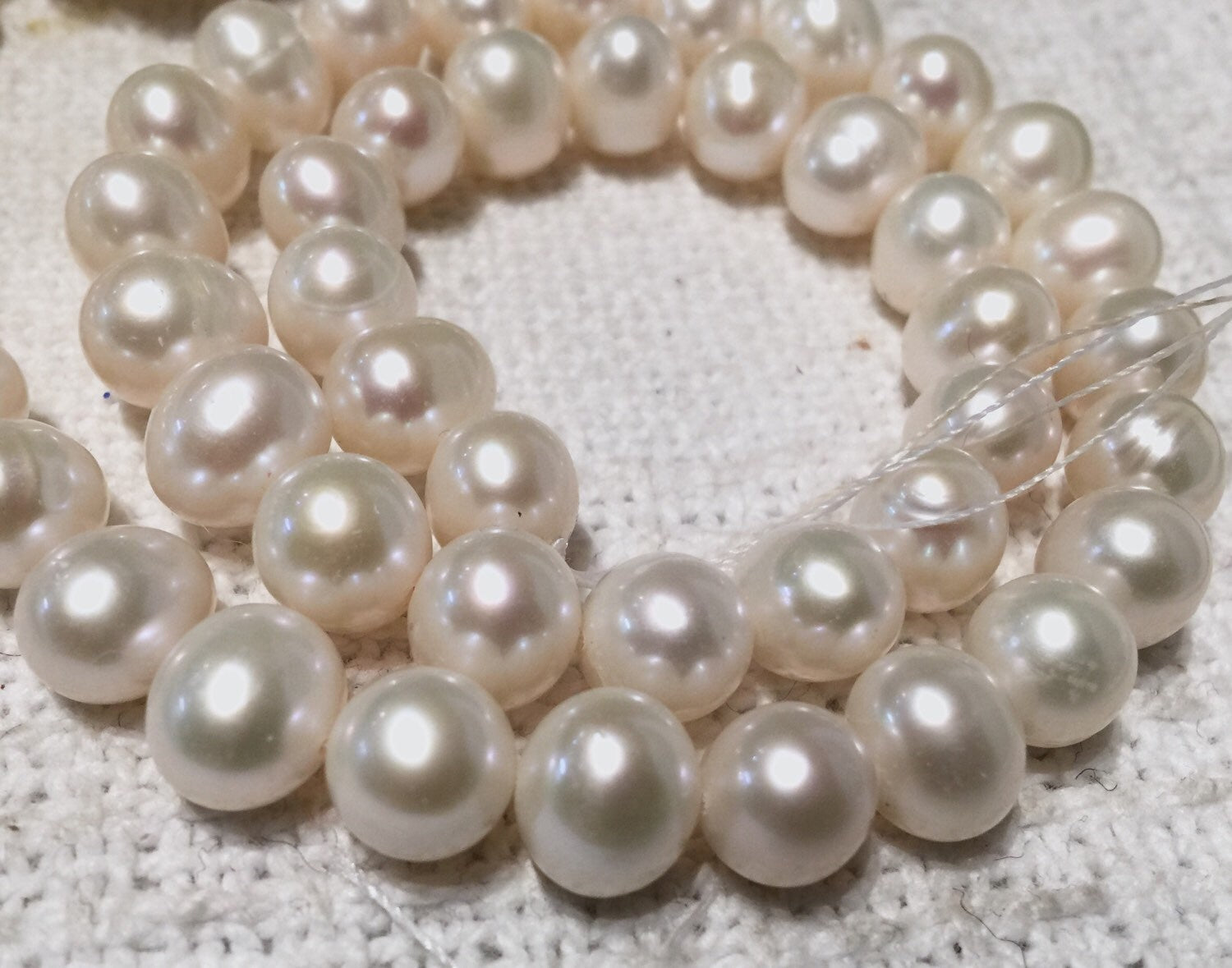 Big Round Freshwater Pearl 9-10mm round Potato Pearl Natural Ivory White A-AA 15'' Full Strand genuine pearl---#RS3004