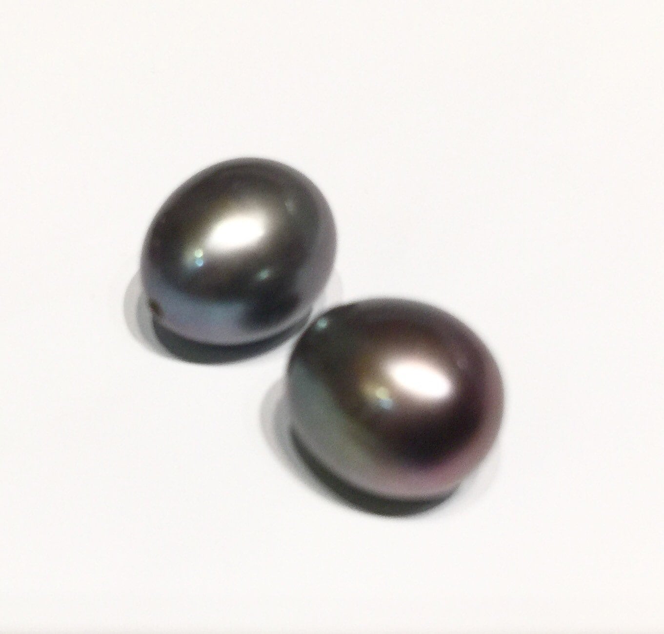 8.5X9.5mm half drilled, AAA+ top Gem quality perfect tear drop pair, Peacock black Tahiti color genuine pearl, Matched pair pearl, New
